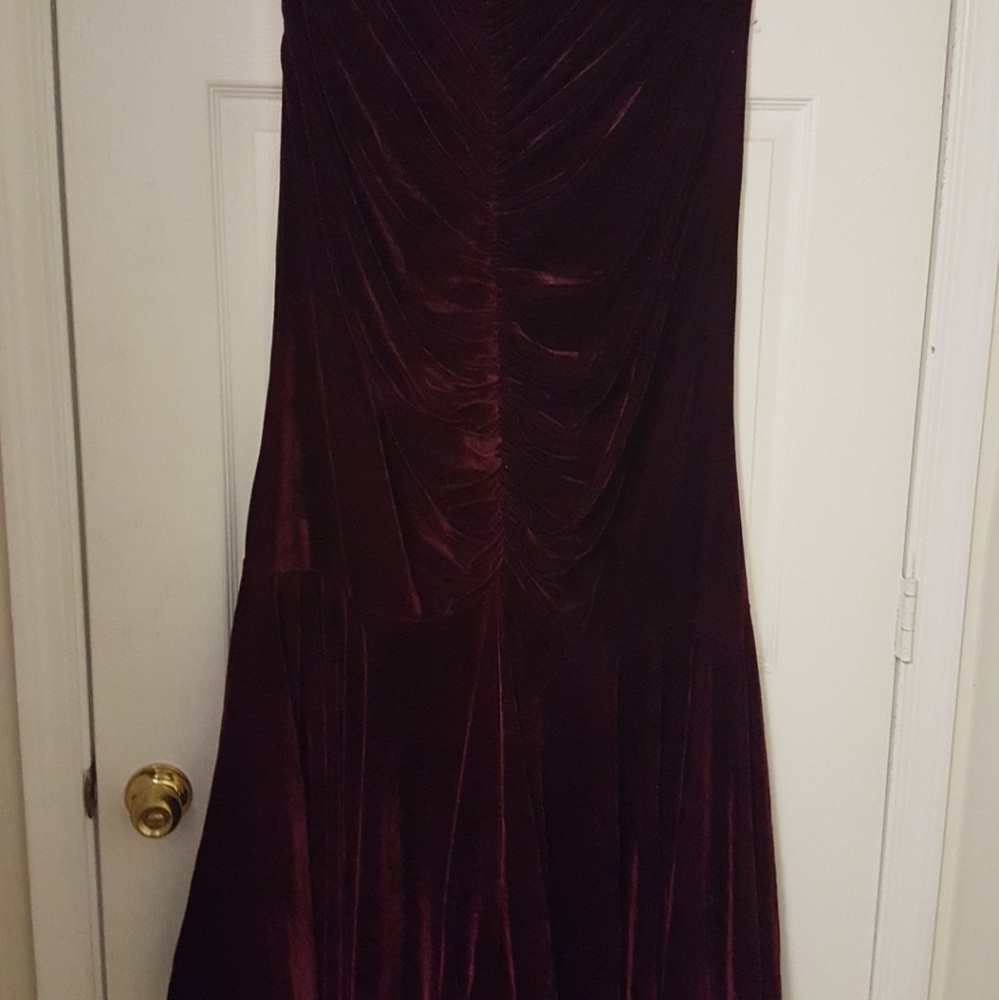Maroon red gown with lace collar and sleeves